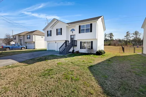 Exterior - 47 Spring Place Dr, Fort Oglethorpe, GA 30742 photo 3 of 7