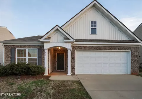832 Old Towne Loop Dr, Seymour, TN 37865