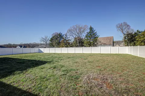 Exterior - 1010 Hickoryridge Dr, Murfreesboro, TN 37129 photo 7 of 12