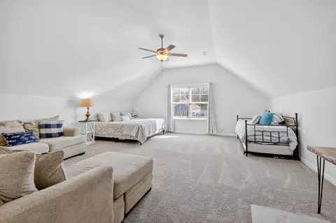 Bedroom - 1010 Hickoryridge Dr, Murfreesboro, TN 37129 photo 7 of 8