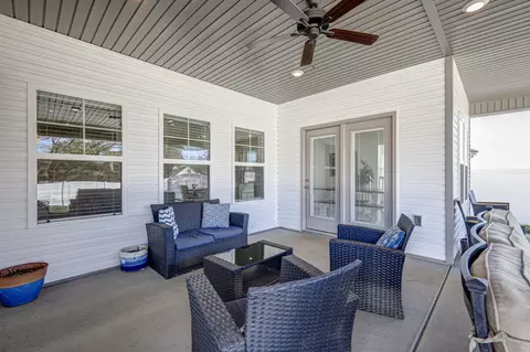 Exterior - 1010 Hickoryridge Dr, Murfreesboro, TN 37129 photo 3 of 12