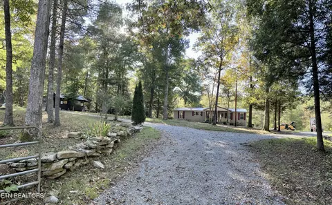 123 Doc Huling Rd, Robbins, TN 37852 photo 11