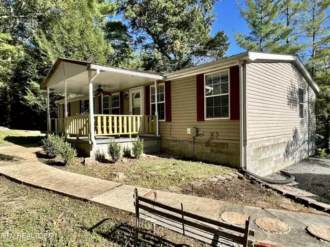 123 Doc Huling Rd, Robbins, TN 37852 photo 3
