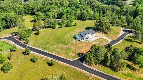 3 Grove Ln, Savannah, TN 38372