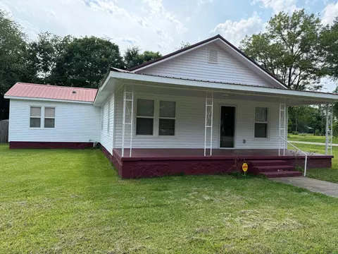 10 Deberry St, Savannah, TN 38372