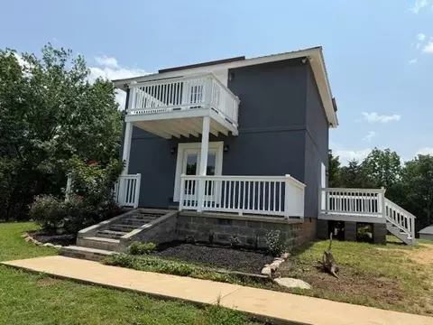 135 Lapa Ln, Clifton, TN 38425