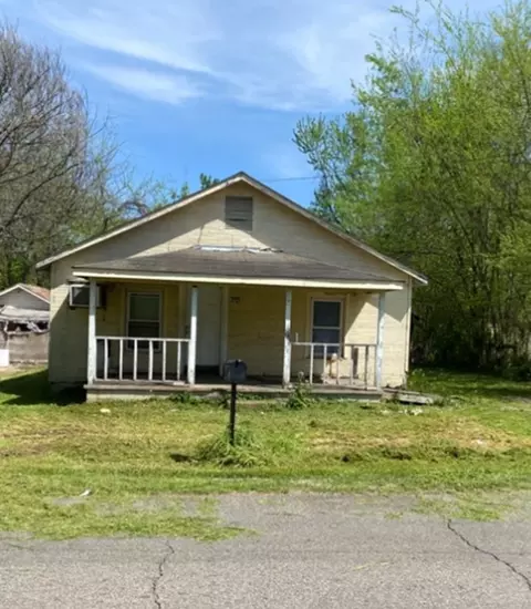 215 Belmont St, Savannah, TN 38372