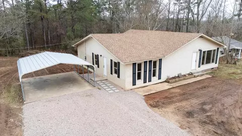 204 Carroll St, Adamsville, TN 38310
