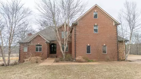 3401 Hines Gin Rd, Selmer, TN 38375