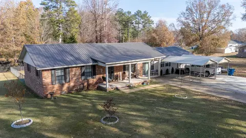 405 Bounce Dr, Savannah, TN 38372