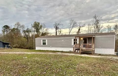 3275 Glendale Rd, Adamsville, TN 38310