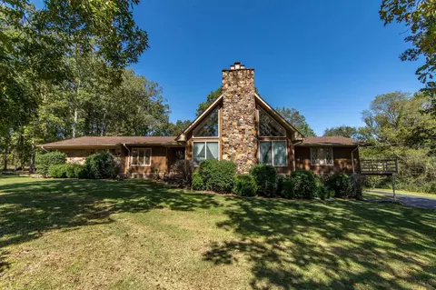 205 Haslip St, Saltillo, TN 38370