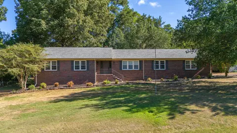 190 Poplar St, Savannah, TN 38372