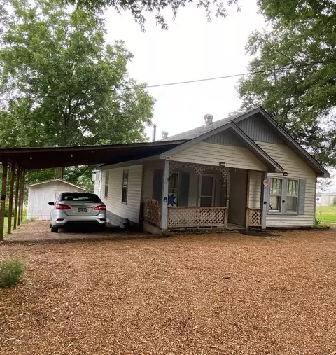230 Second St, Enville, TN 38332