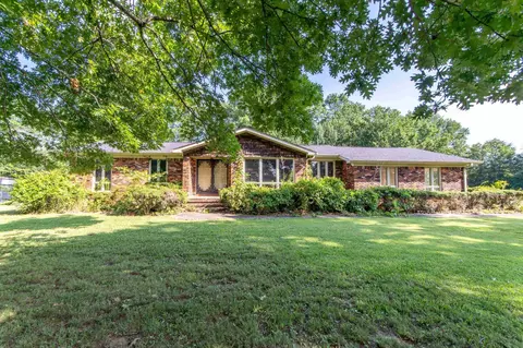808 W Main St, Adamsville, TN 38310