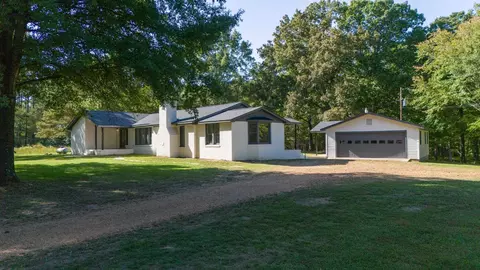 450 Woods Rd, Adamsville, TN 38310