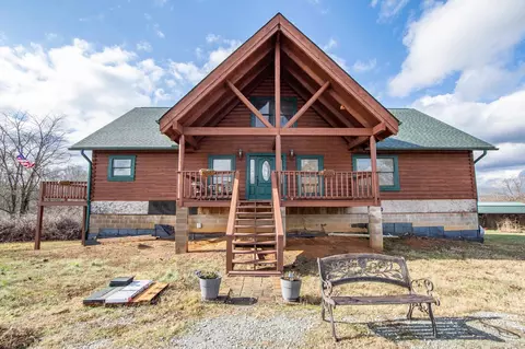 365 Senator Cobb Rd, Clifton, TN 38425