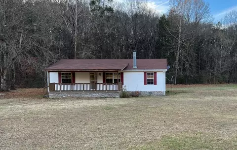 2274 Culps Bend Rd, Clifton, TN 38425