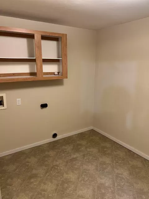 175 Daniel St, Savannah, TN 38372 photo 5