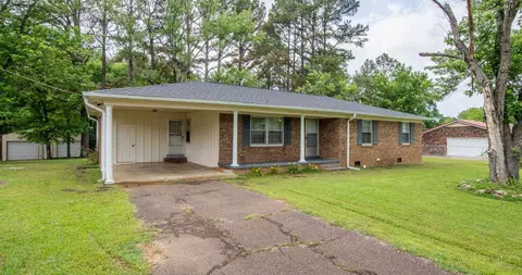 222 Pyron St, Adamsville, TN 38310