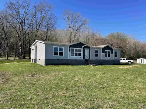 3062 Waterfall Creek Rd, Collinwood, TN 38450