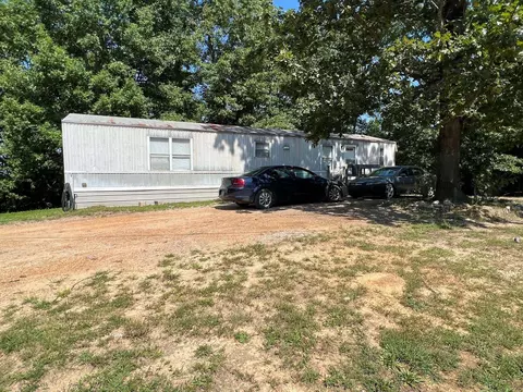 500 Coy Hill Rd, Olivehill, TN 38475