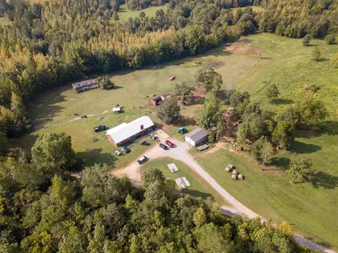 90 Carter Rd, Sardis, TN 38371