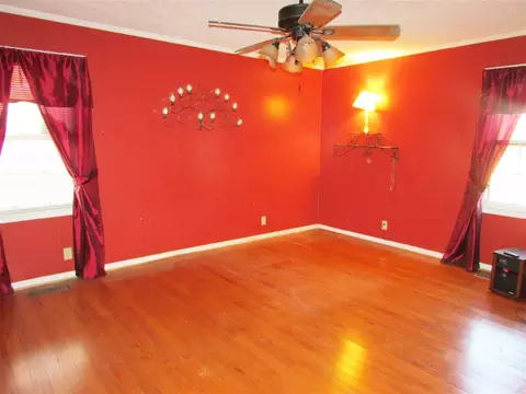 925 Damron Loop, Counce, TN 38326 photo 3