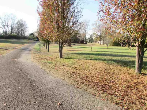 925 Damron Loop, Counce, TN 38326 photo 15