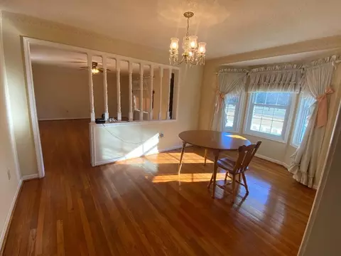 375 Opel Loop, Savannah, TN 38372 photo 3