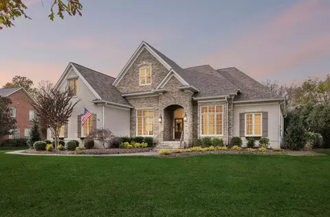1731 Surrey Dr, Brentwood, TN 37027