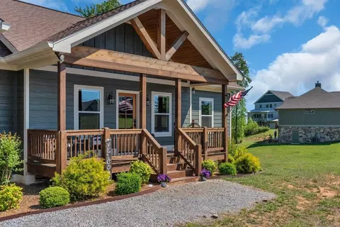 636 Raulston Falls Rd #JH-132, Jasper, TN 37347
