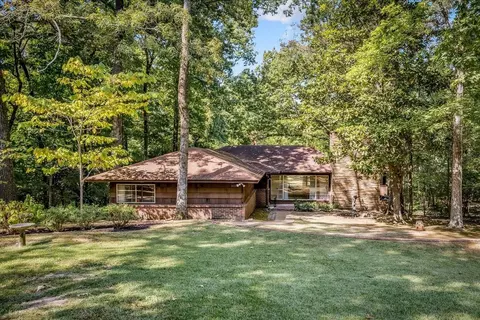 1433 W Crestwood Dr, Memphis, TN 38119