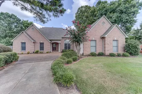 1286 River Hollow Cv, Cordova, TN 38016