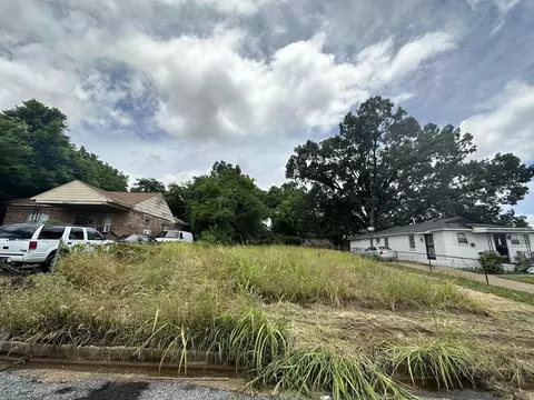 606 E Bodley Ave, Memphis, TN 38106