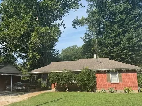1943 Davis Cir, Memphis, TN 38128