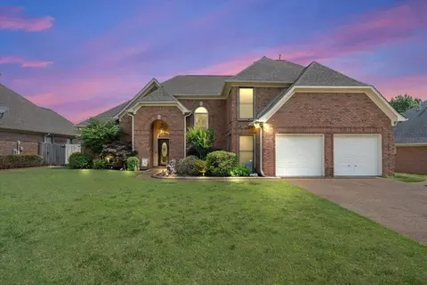 6806 Briarfield Ln, Memphis, TN 38135