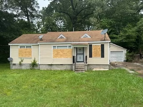 2687 Overton Crossing Rd, Memphis, TN 38127