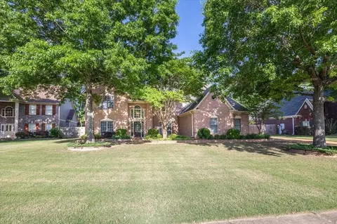 1707 Lisson Ln, Collierville, TN 38017