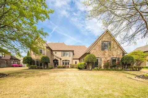 1821 Stillwind Ln, Collierville, TN 38017