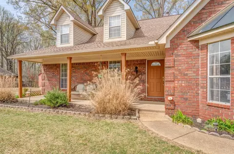 140 Dogwood Dr, Brighton, TN 38011
