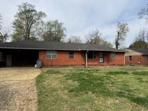 3841 Joest Dr, Memphis, TN 38127