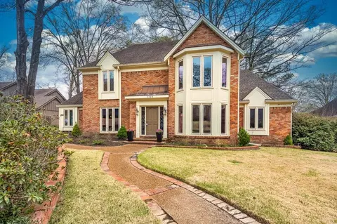 2606 N Maple Grove Cv, Germantown, TN 38139