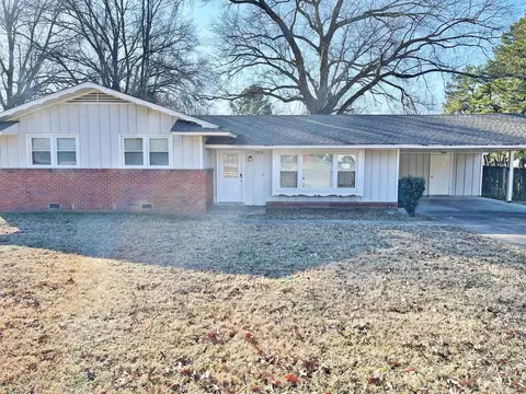 1351 Favell Dr, Memphis, TN 38116