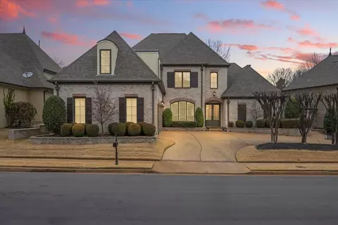 10226 Statfield Dr, Collierville, TN 38017