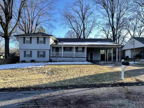 4711 Craigmont Dr, Memphis, TN 38128