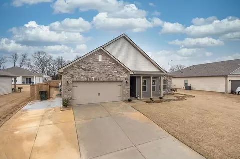 125 Driftwood Loop, Oakland, TN 38060