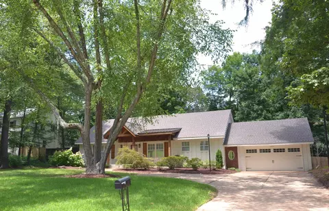 6626 Prince Edward Pl, Memphis, TN 38120