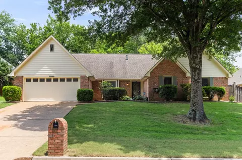 1504 Teal Wing Ln, Cordova, TN 38016