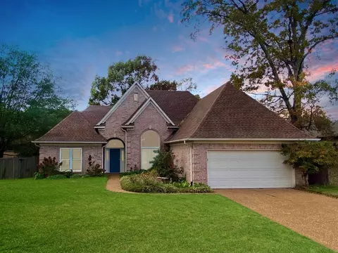 235 Lakewood Dr, Oakland, TN 38060